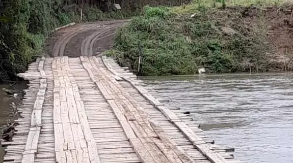 Ponte entre as comunidades de Lençol e Rio Preto do Sul está liberada para o tráfego